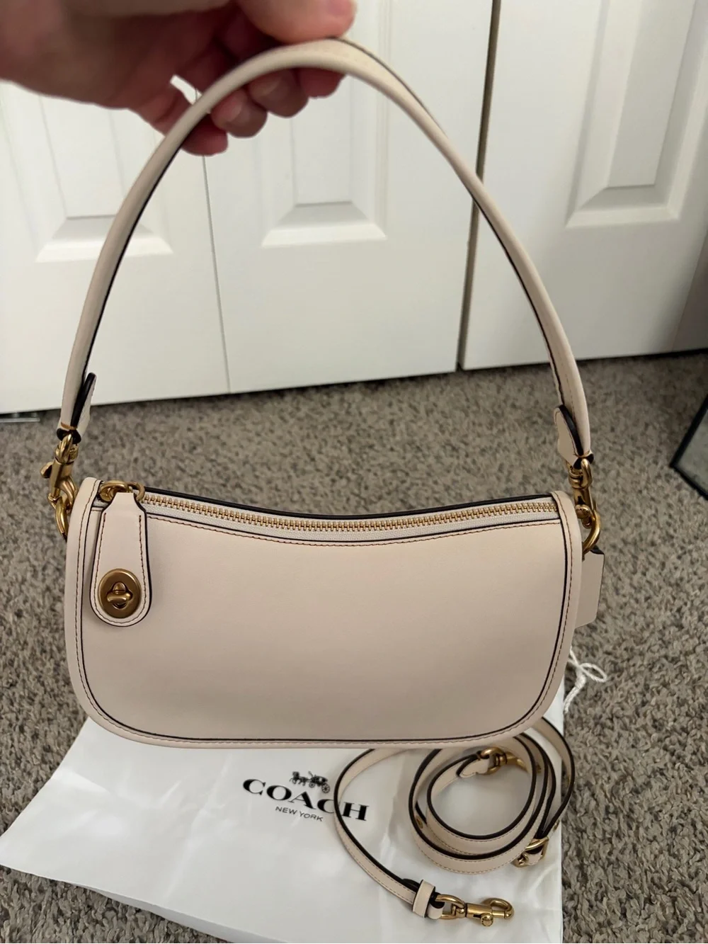 Coach Swinger Bag